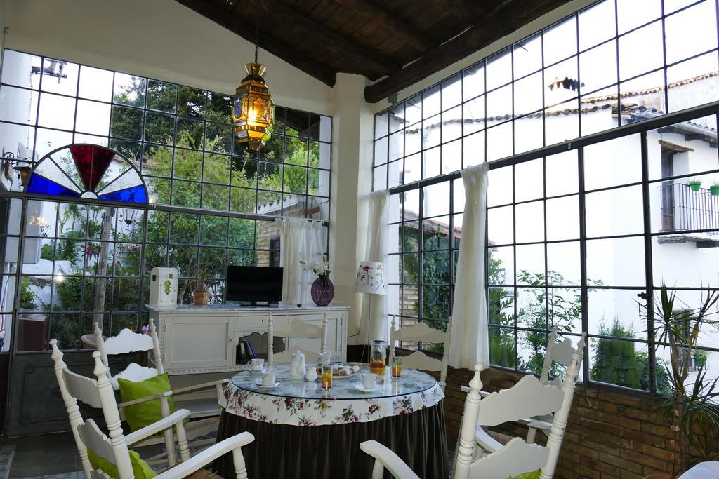 Alojamientos Turísticos Biarritz Fuenteheridos Habitación foto