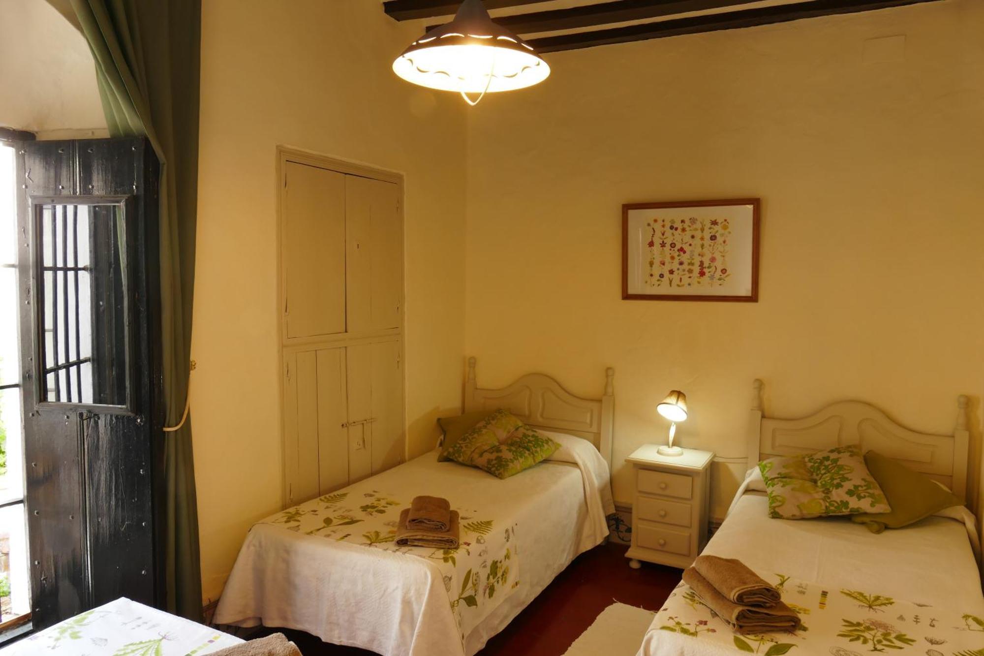 Alojamientos Turísticos Biarritz Fuenteheridos Habitación foto