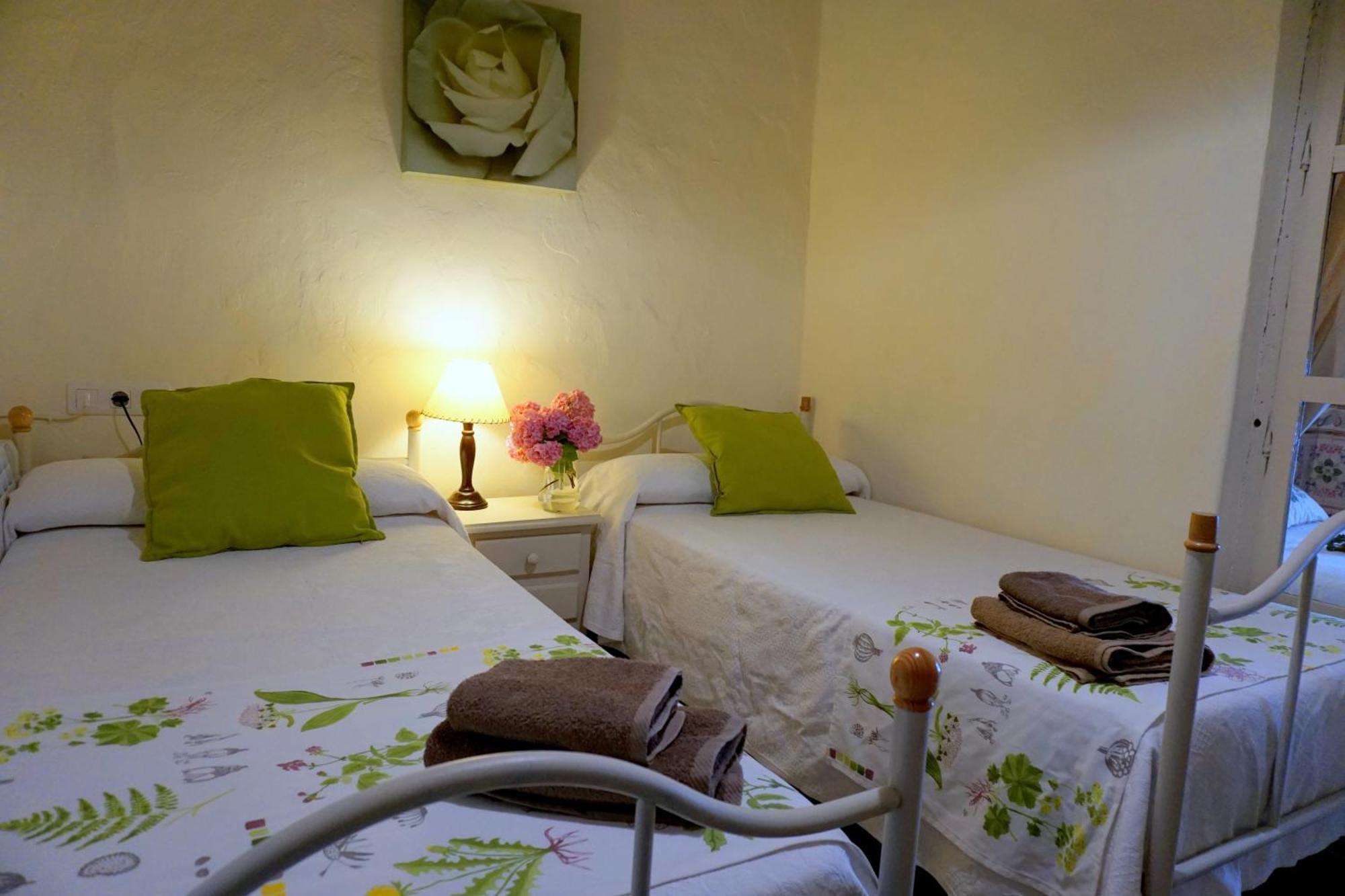 Alojamientos Turísticos Biarritz Fuenteheridos Habitación foto